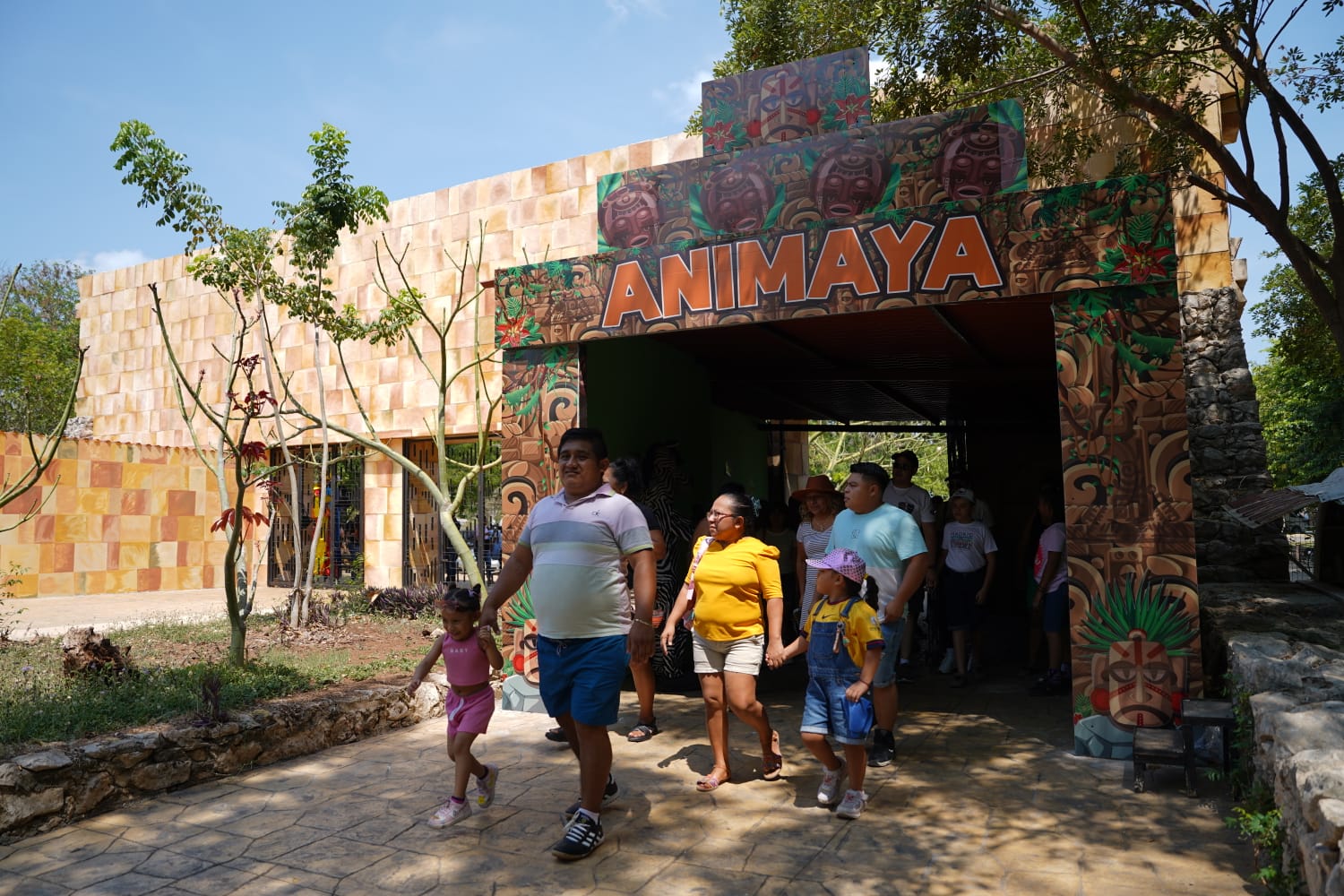Familias meridanas celebran 15 años de diversión y alegría en el Parque Zoológico Bicentenario Animaya