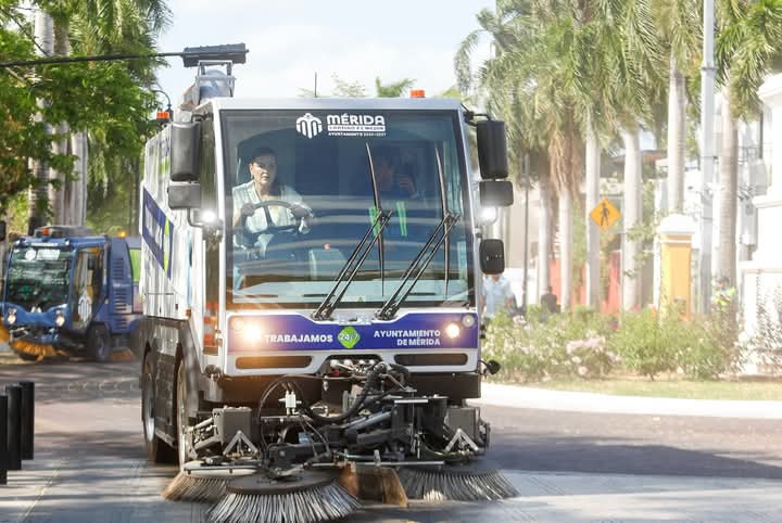 Anuncia Cecilia Patrón Programa de Limpieza Integral Mecanizada para las calles de Mérida