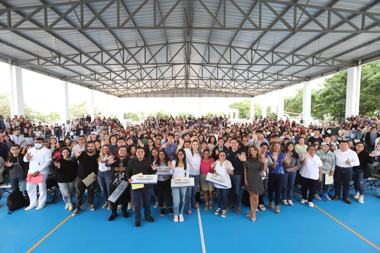 Todo el apoyo a las y los jóvenes Cecilia Patrón