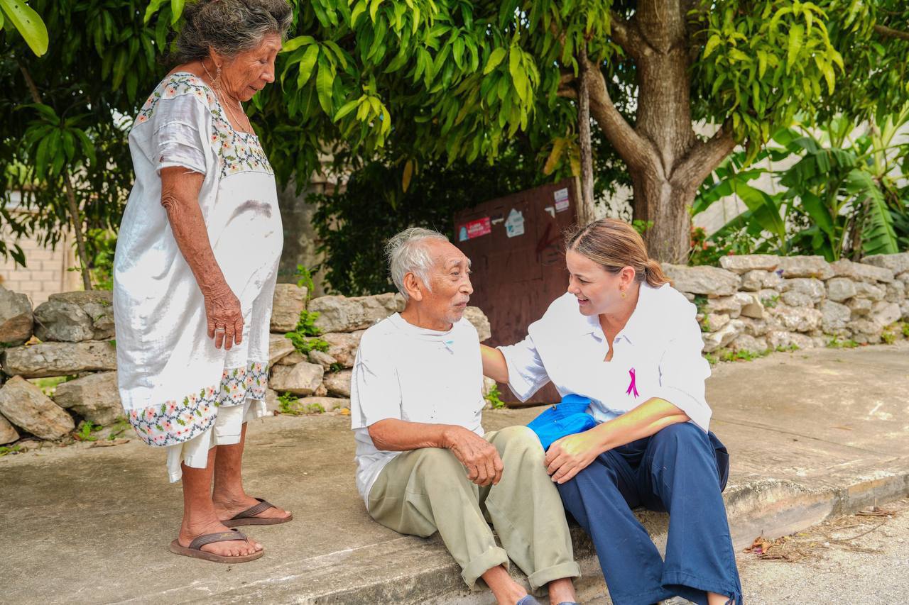 Va Cecilia Patrón con paso firme para reducir la pobreza en Mérida