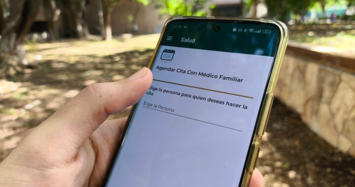 Informa IMSS Yucatán que desde un teléfono inteligente se puede solicitar cita médica