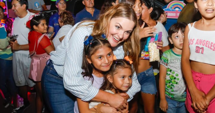 Celebra Cecilia Patrón a la niñez meridana en cada rincón de la ciudad